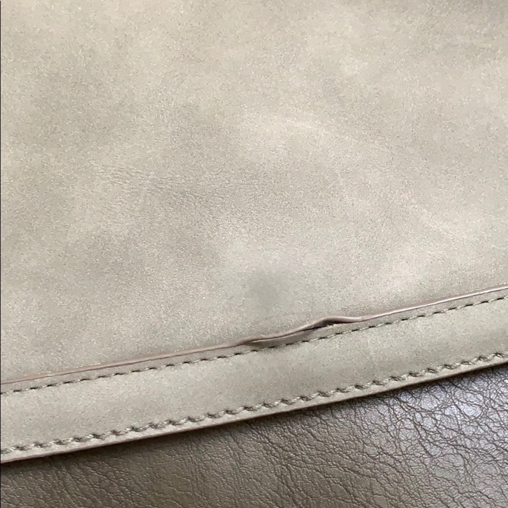 Backpack - Picture 2 of 5